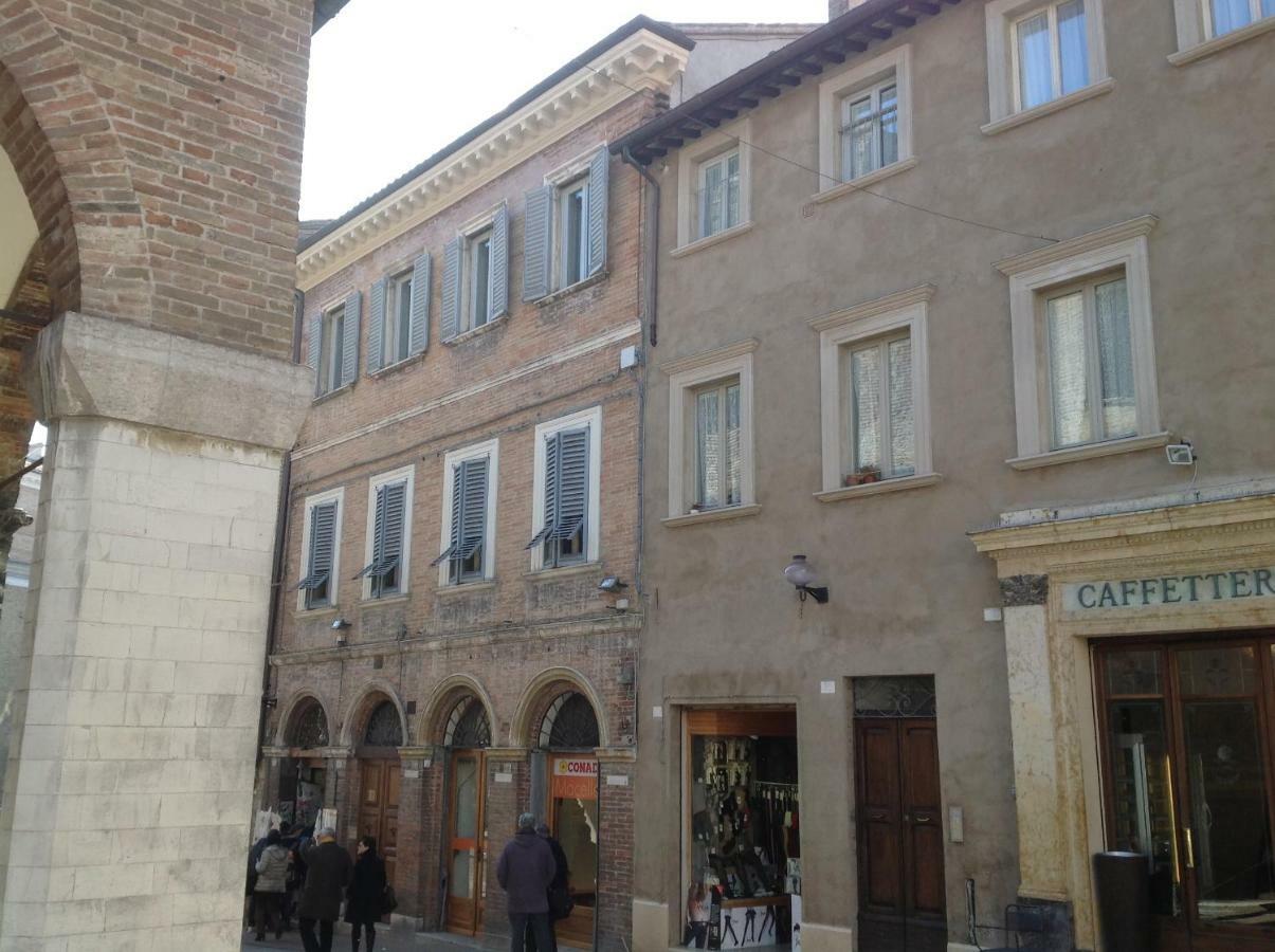 San Francesco Bedrooms Urbino Exterior photo