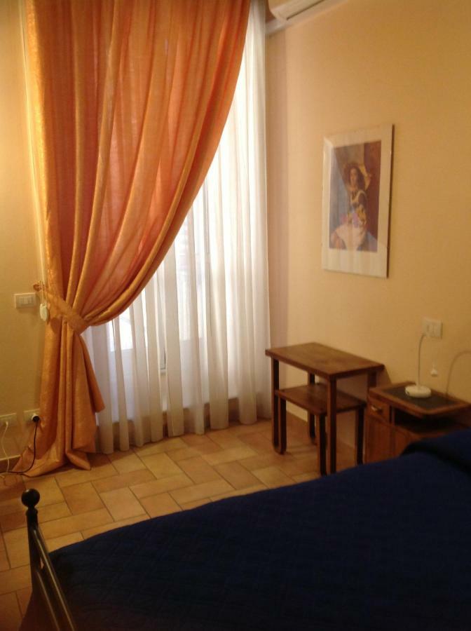 San Francesco Bedrooms Urbino Exterior photo